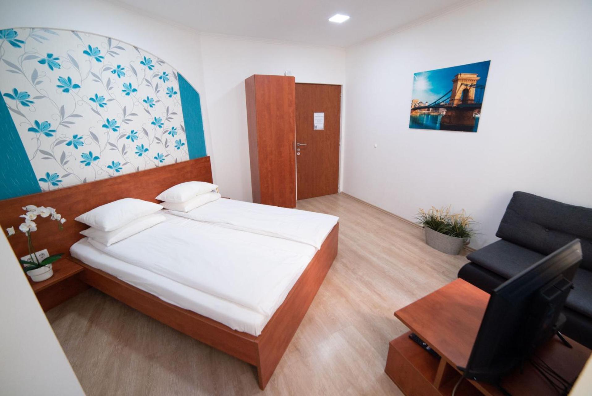 Seasons Design Rooms Budapest Exteriör bild